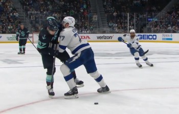 Mich Marner profitiert in Unterzahl von einem schönen Geschenk der Canadiens