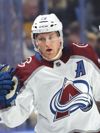 Plus de matchs à 5 points ou plus dans l'histoire de l'Avalanche / des Nordiques