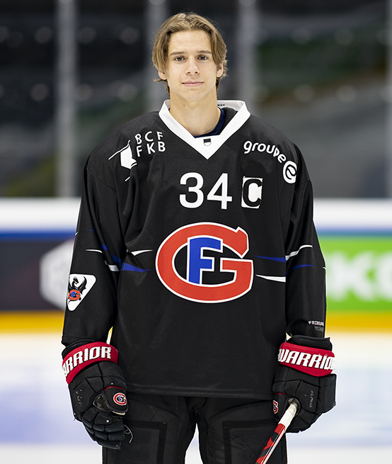 Fribourg-Gottéron offre un contrat pro à Kevin Etter