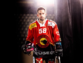 Romain Loeffel pas encore prêt pour venir aider la défense décimée du CP Berne