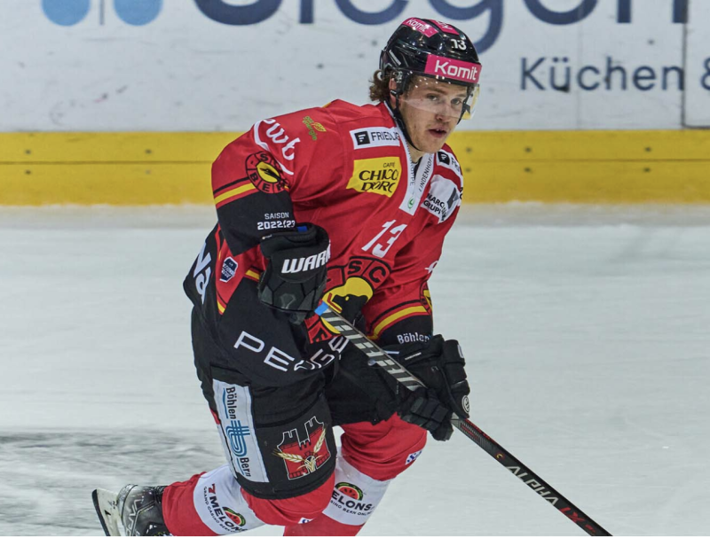 Noah Fuss reste au CP Berne, Sandro Brügger présent pour la fin de saison