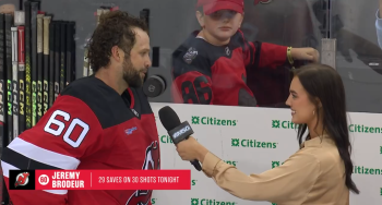 Ein erstes Spiel und ein erster Sieg für Jeremy Brodeur