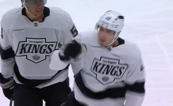 Kevin Fiala marque et égale son record avec les Kings, Lian Bichsel trouve lui aussi le fond des filets