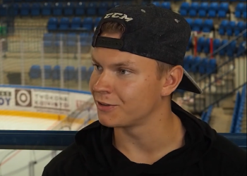 Vili Saarijärvi revient sur l'incident qui lui a amputé un bout de doigt et sur son transfert à Genève