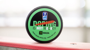 IIHF verhängt vierjährige Sperre gegen Igor Grigorenko wegen Verstoßes gegen Anti-Doping-Bestimmungen