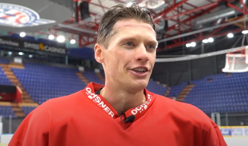 Lawrence Pilut s'exprime après sa signature aux Lakers