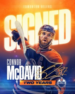 Connor McDavid signe une petite prolongation de contrat de 2 ans