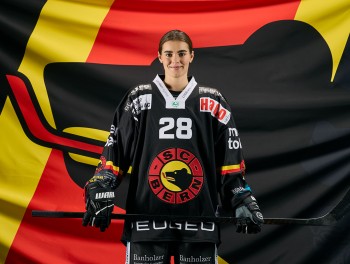 Sinja Leemann et le bodychecking : une nouvelle ère pour le hockey féminin suisse