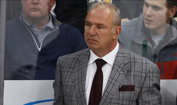 Der Coaching Staff von Kanada beim Spengler Cup