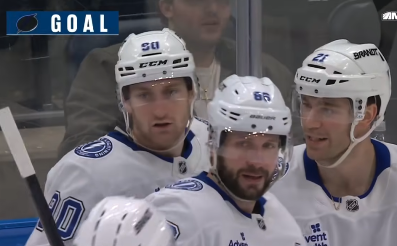 Janis Moser schenkt dem Lightning einen Punkt