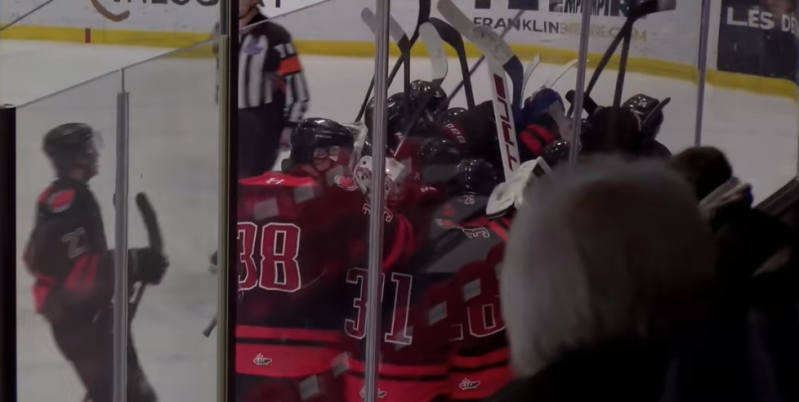 Guus Van Der Kaaij schenkt den Huskies den Sieg