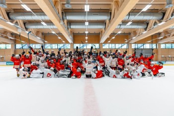 La fédération va s'appliquer à faciliter l'accès au hockey sur glace féminin