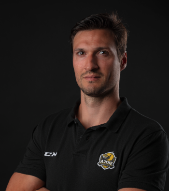 Incertitude sur l'avenir de Jonathan Hazen